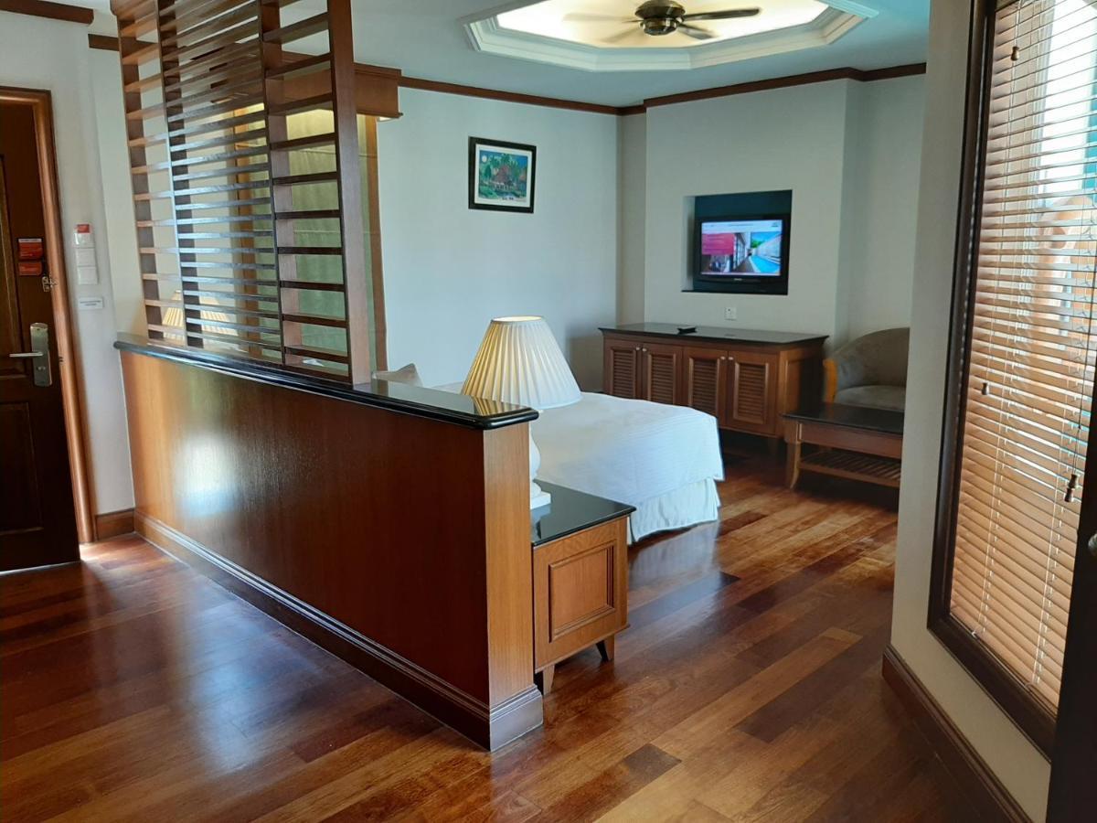 Wonderland Private Pool Villas At Port Dickson Extérieur photo