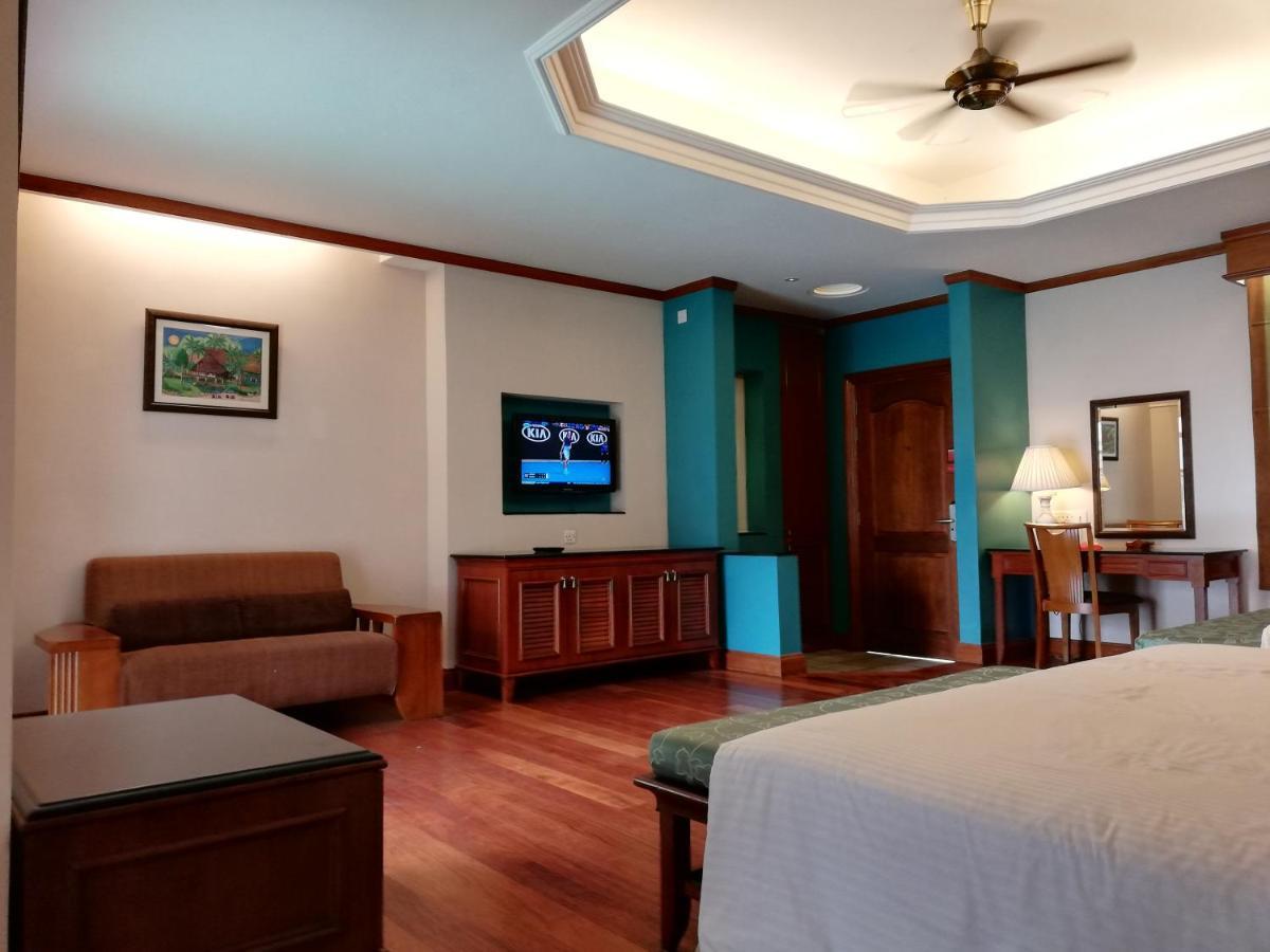 Wonderland Private Pool Villas At Port Dickson Extérieur photo